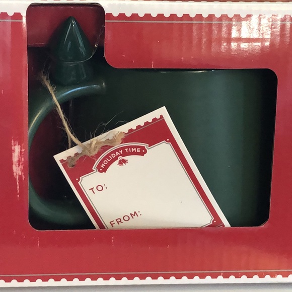 Holiday Time mugs w/stirrers - Picture 2 of 5